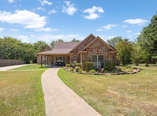 15610 Regian Dr, Lindale, TX 75771