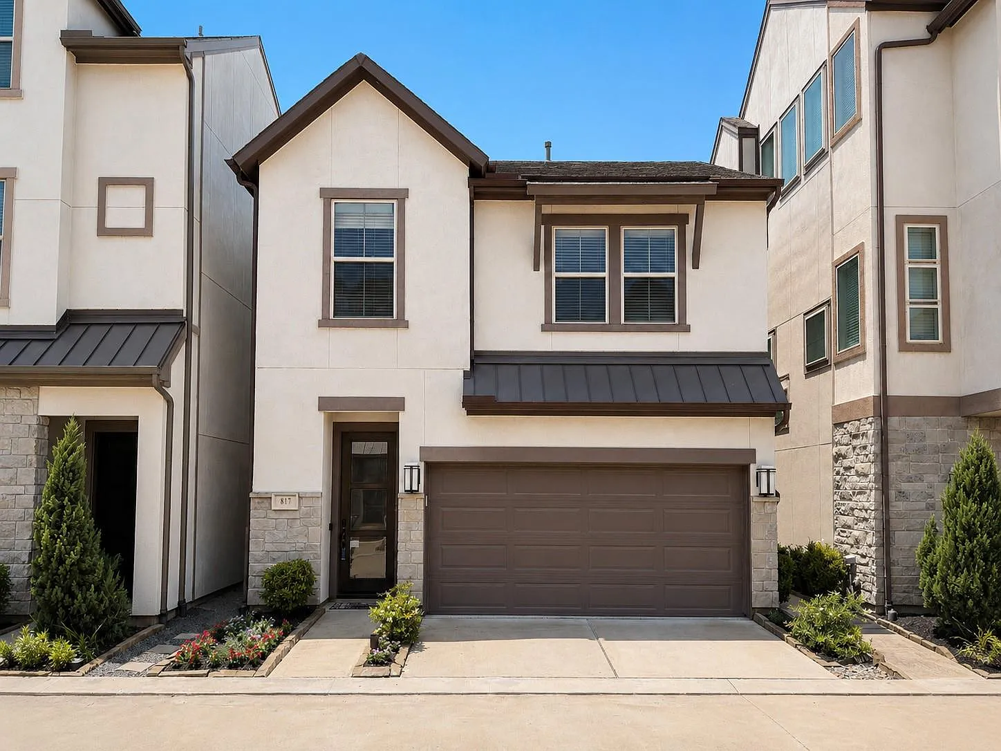 3 bed, 2.5 bath, 2096 sqft, $3,250 — Photo 2