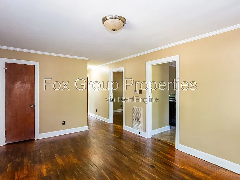 526 Hickory Ave — Photo 13