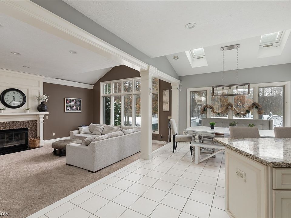 10371 Loreto Ridge Dr, Willoughby, OH 44094 Zillow
