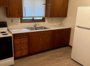 124 Hughes Ave, Des Moines, IA 50315