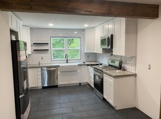 615 Riverside Dr, Manchester, TN 37355