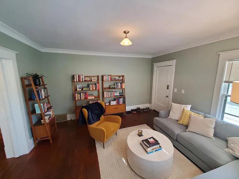 611 Evans St SE #1 — Photo 2