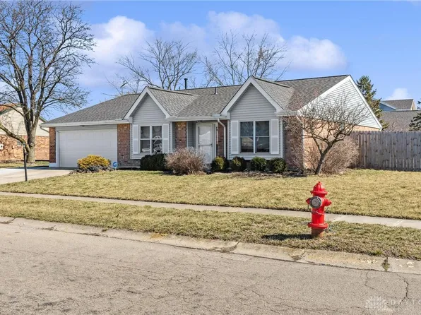 8600 Emeraldgate Dr, Dayton, OH 45424