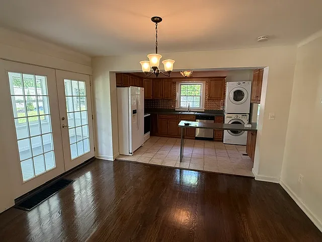 514 N Court St — Photo 13