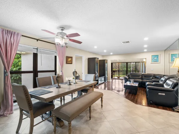 21669 Tall Palm Cir APT 1B, Boca Raton, FL 33433