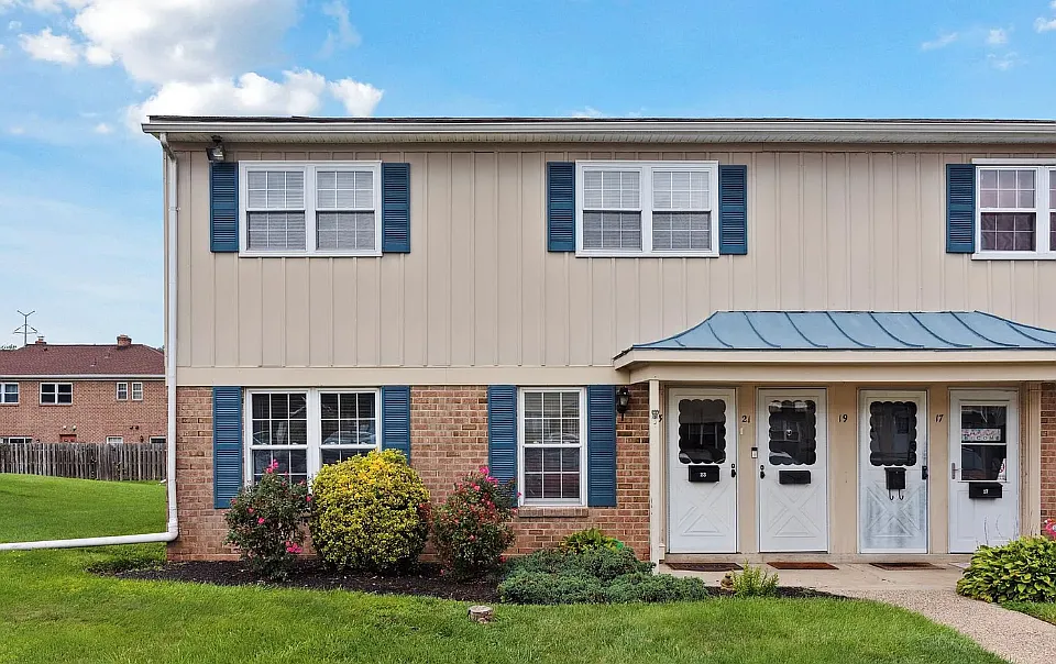 23 Kearney Dr