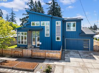 5950 SE Insley St, Portland, OR
