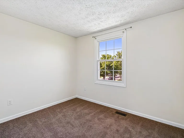 2420 Beechnut Pl — Photo 18