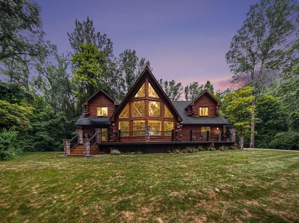 7750 Hivon Rd, Carleton, MI 48117