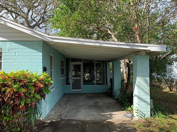 2nd image of 1122 Holly Ave #1122