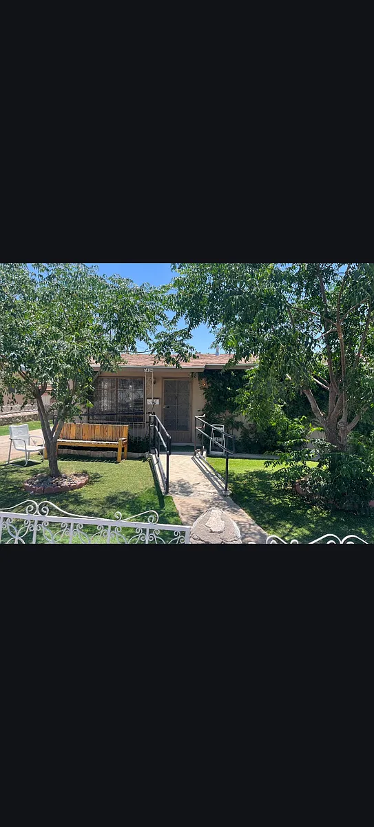 Building Photo - 7404 Sequoia Way