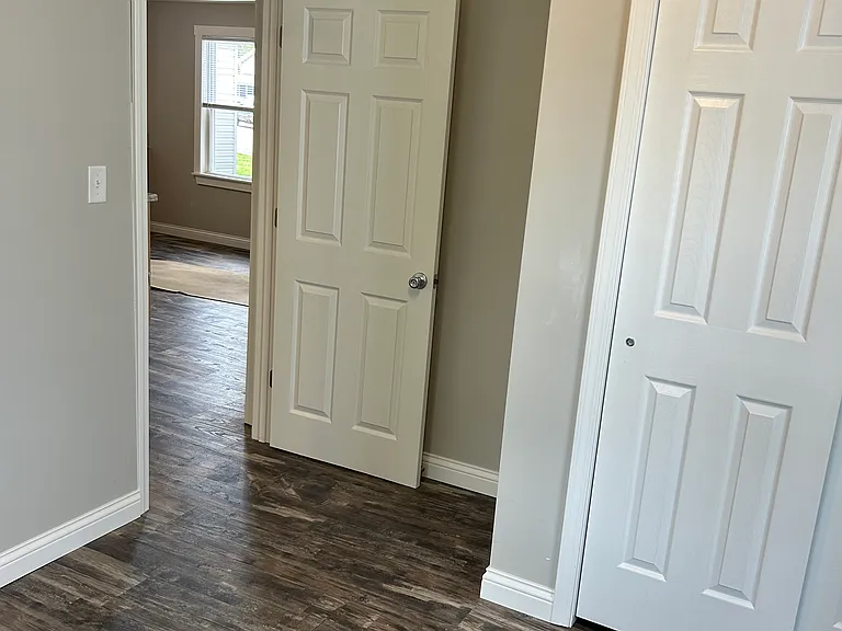 1212 S River St — Photo 10