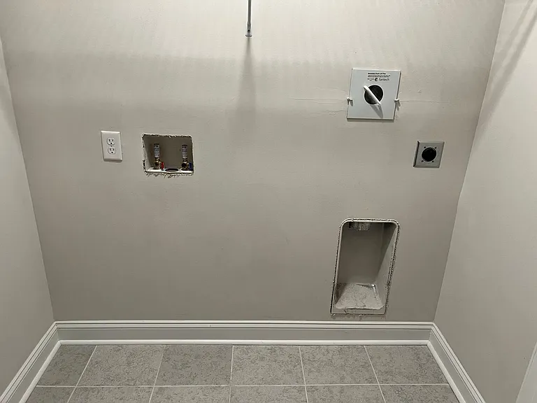 194 Ainsdale Dr — Photo 11
