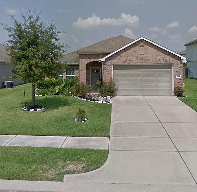 1st image of 18214 Fairhope Oak Ct