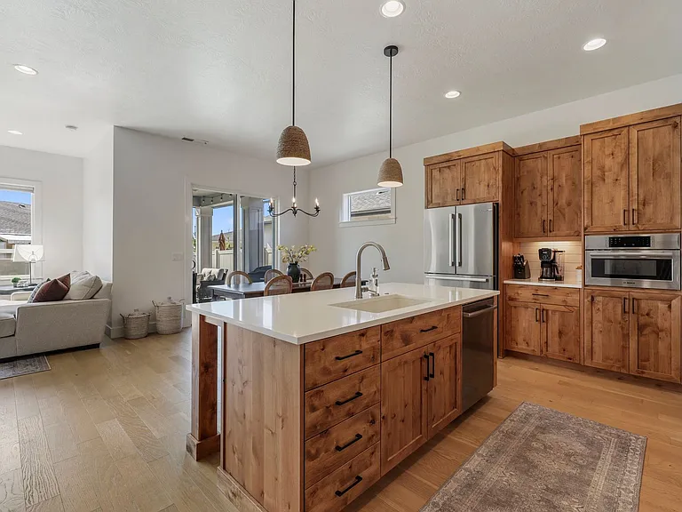 11673 Triloba St — Photo 14