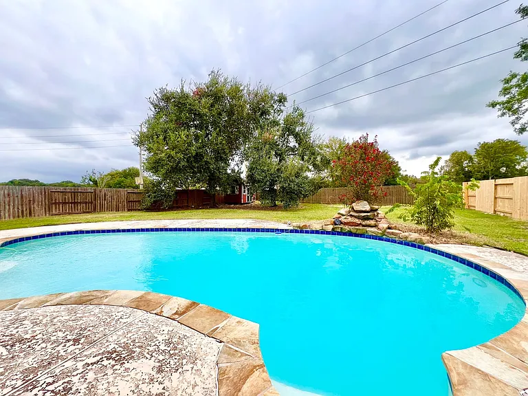 16735 Village View Trl — Photo 32