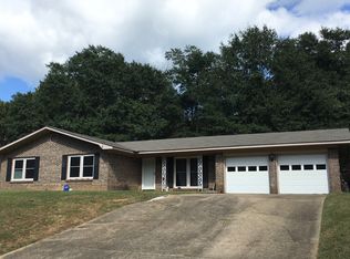 222 Yellowleaf Dr, Enterprise, AL 36330