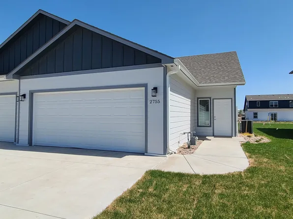 2755 Tim Rogers Ln, Salina, KS 67401