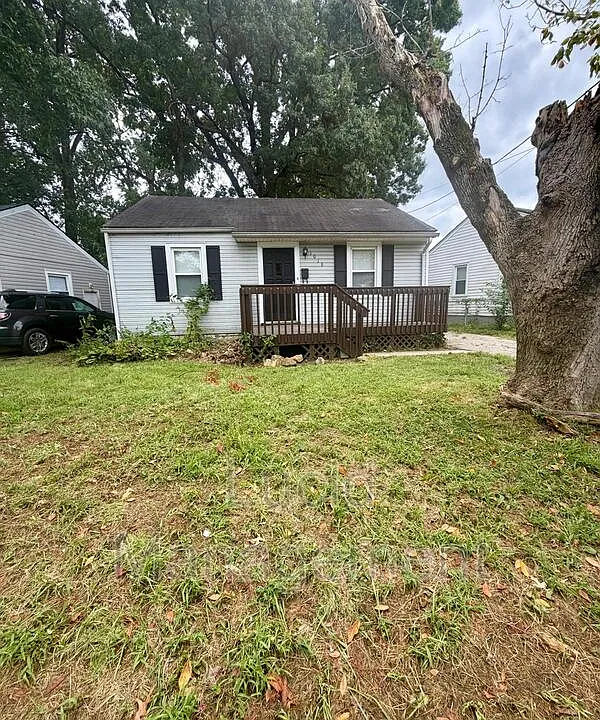 1016 Stanley Ave