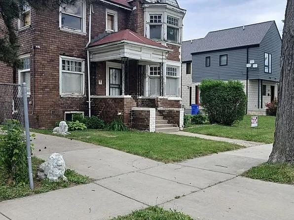 99 Chandler St, Detroit, MI 48202