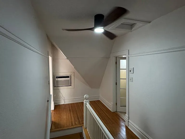 1129 E 600 S — Photo 14