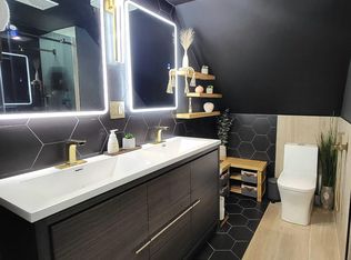 14 Kroll Ter #B, Secaucus, NJ 07094