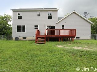 4301 Meadow Brook Ln, Greenville, MI 48838