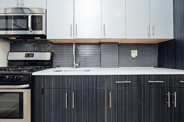 Rented by Nooklyn NYC LLC | media 17