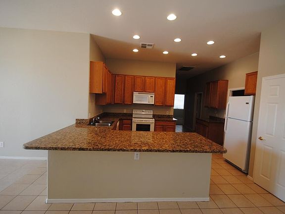 2nd image of 5433 S 15th Ave