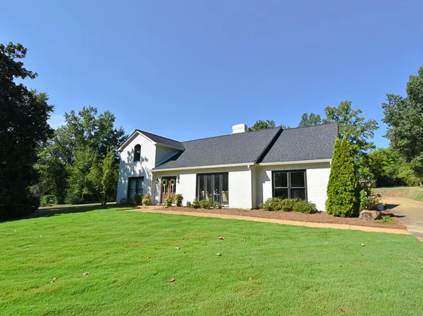 2301 Saint Andrews Dr, Belden, MS 38826