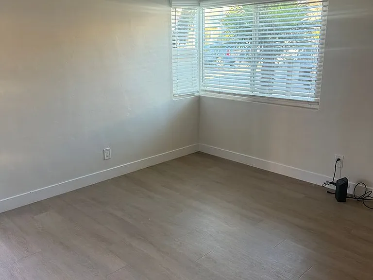 Antone Apartments — Photo 84
