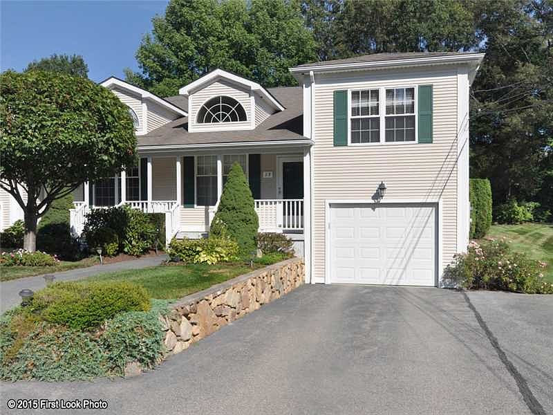 1st image of 28 Orchard Meadows Dr
