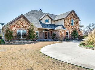 9925 Lonely Oak Ln, Fort Worth, TX 76135