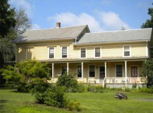 680 Bay Rd, Amherst, MA 01002