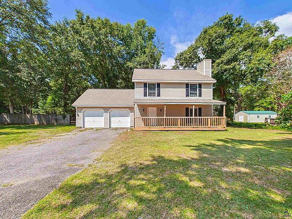 2nd image of 108 Red Oak Ct