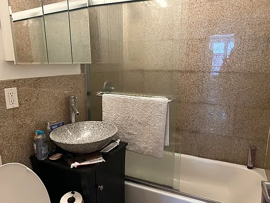 Rented by Prince Real Estate Associates LLC | media 8