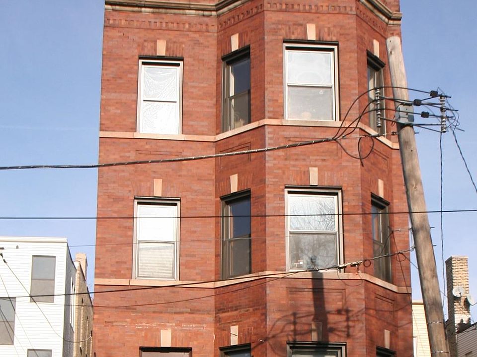 1st image of 1913 W Schiller St APT 3