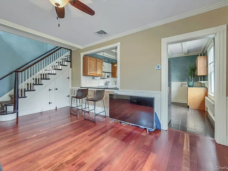 49 Clinton St #1 — Photo 8