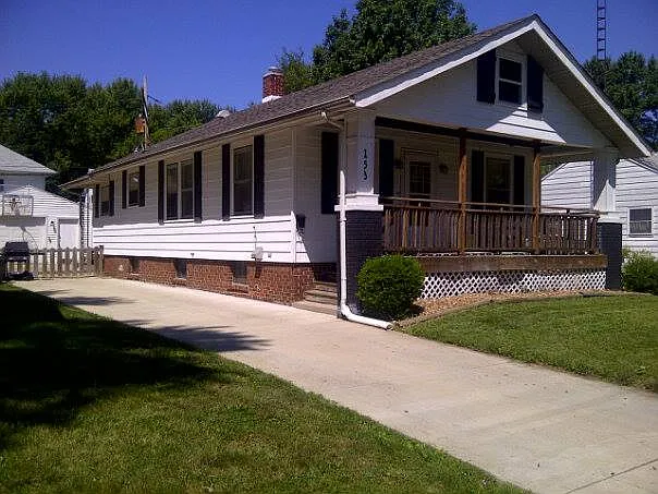 153 N English Ave photo 1