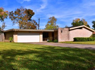 5126 Beechnut St, Houston, TX 77096