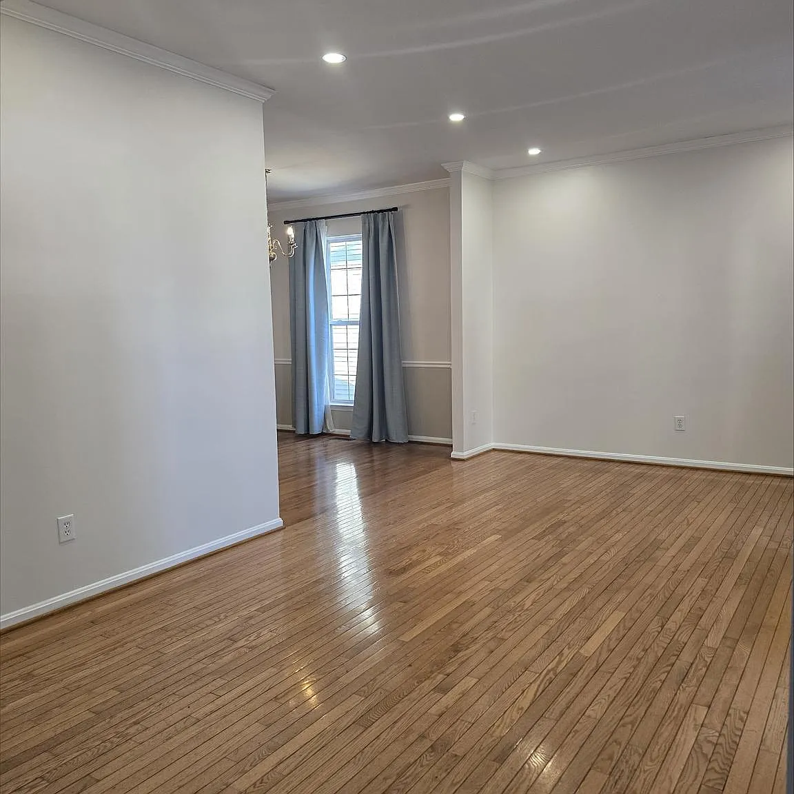 3 bed, 2.5 bath, 1888 sqft, $3,100 — Photo 4