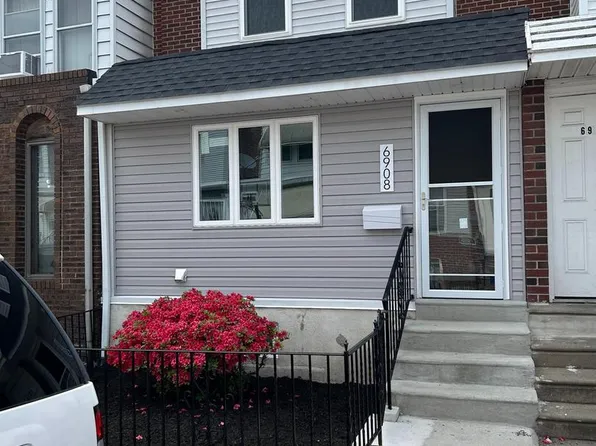 6908 Garman St, Philadelphia, PA 19142