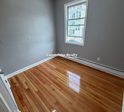 5th image of 559 Dorchester Ave #1T