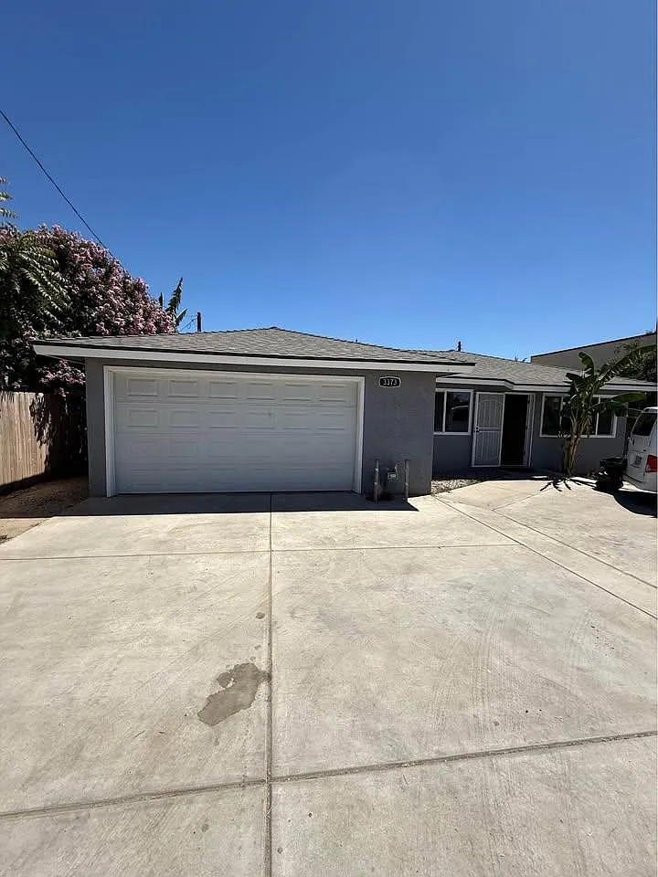 3373 W Church Ave — Photo 2