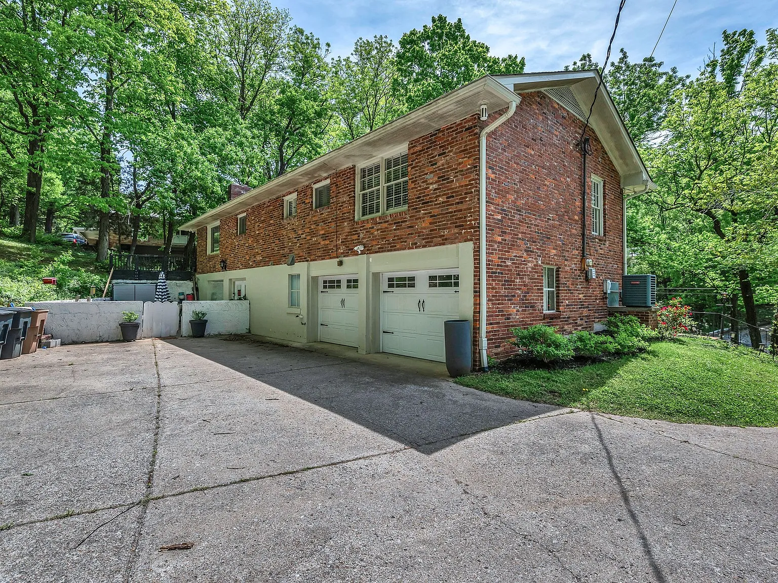 3 bed, 1453 sqft, $1,000 — Photo 3