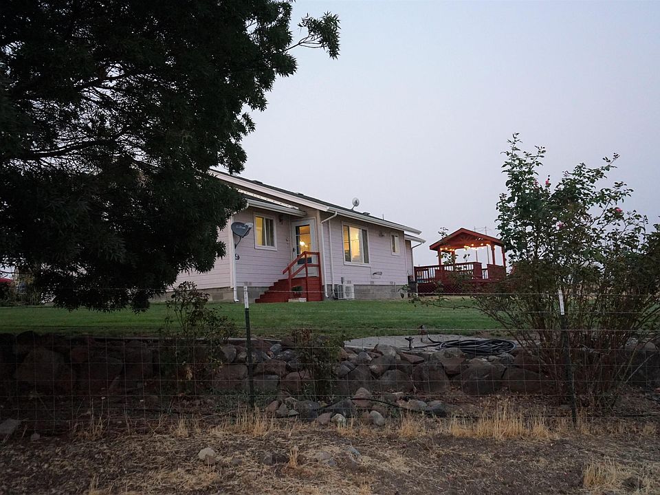 1st image of 1806 Riverview Dr