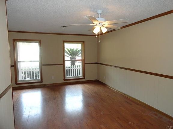 3rd image of 3665 Gatewood Dr
