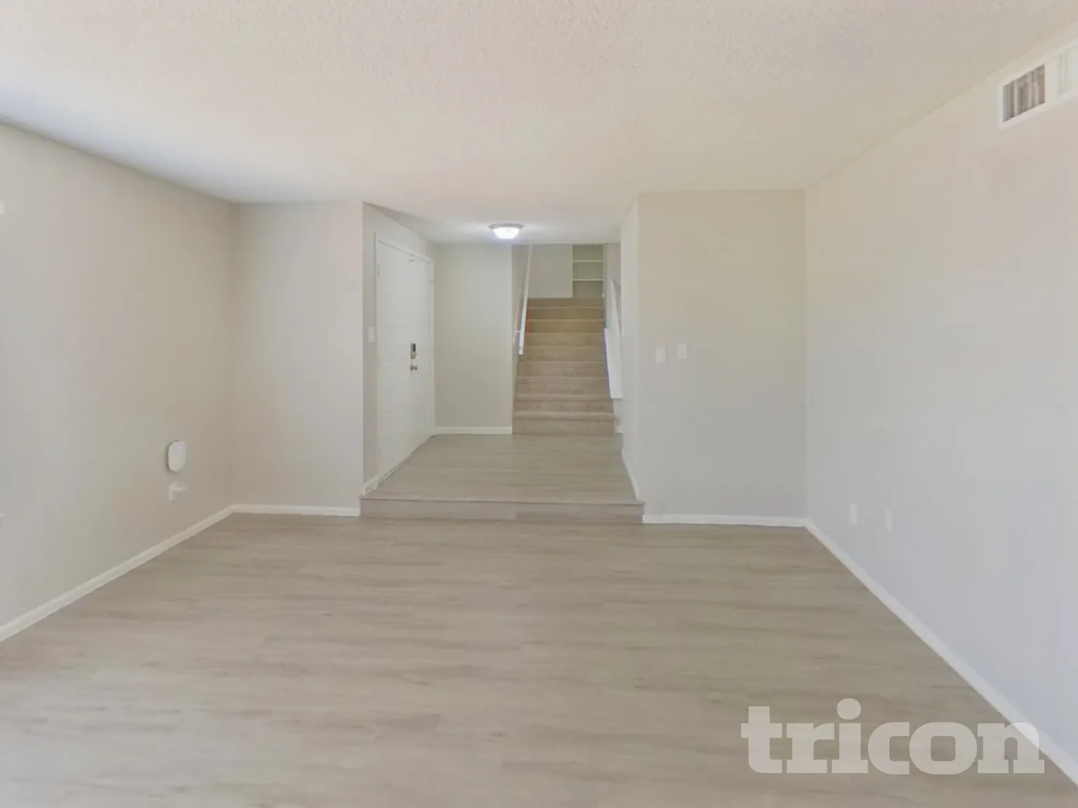 1628 E Saint Anne Avenue Phoenix AZ — Photo 3