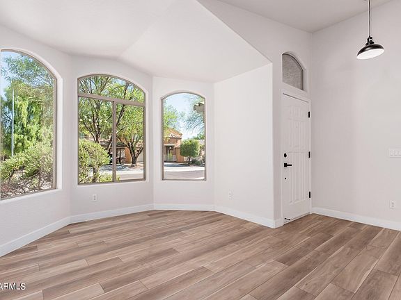 4th image of 5637 W WOOD Street